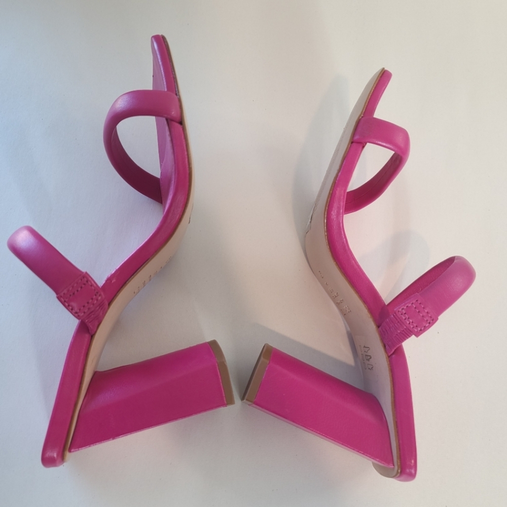 SCHUTZ Ully Nappa Leather Sandals in Hot Pink - Picture 9 of 12